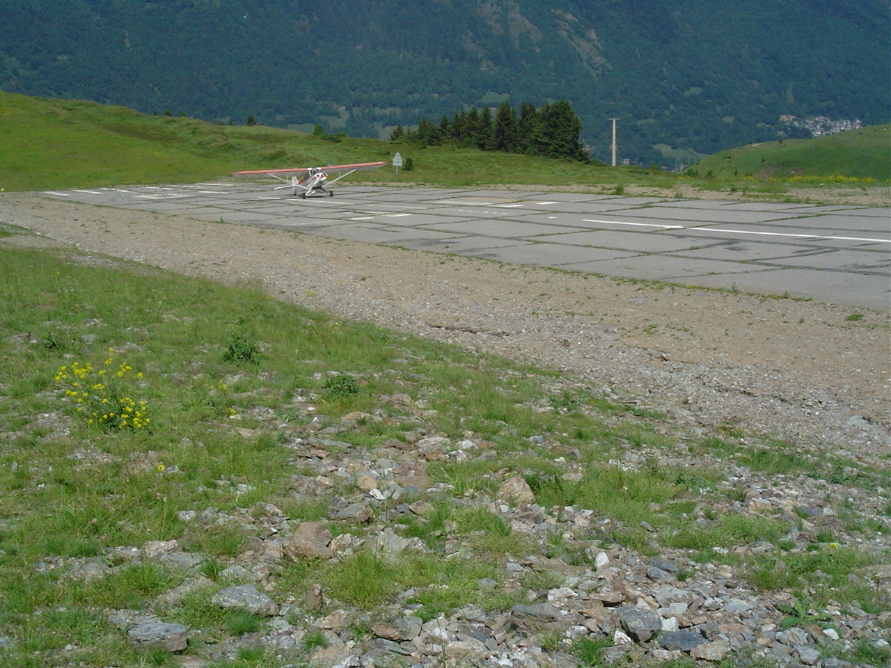 Rassemblement de pilotes de montagne dans les Pyrénées